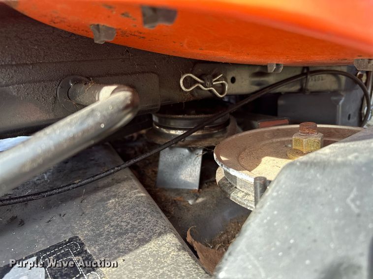 image for item LK9701 Husqvarna YTH20K46  lawn mower