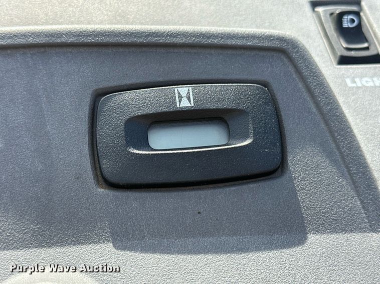 image for item LK9701 Husqvarna YTH20K46  lawn mower