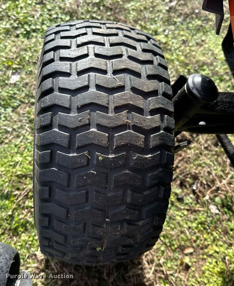 image for item LK9701 Husqvarna YTH20K46  lawn mower