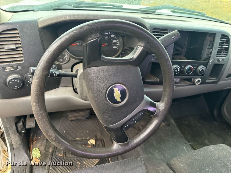 image for item LO9448 2010 Chevrolet Silverado 1500  pickup truck