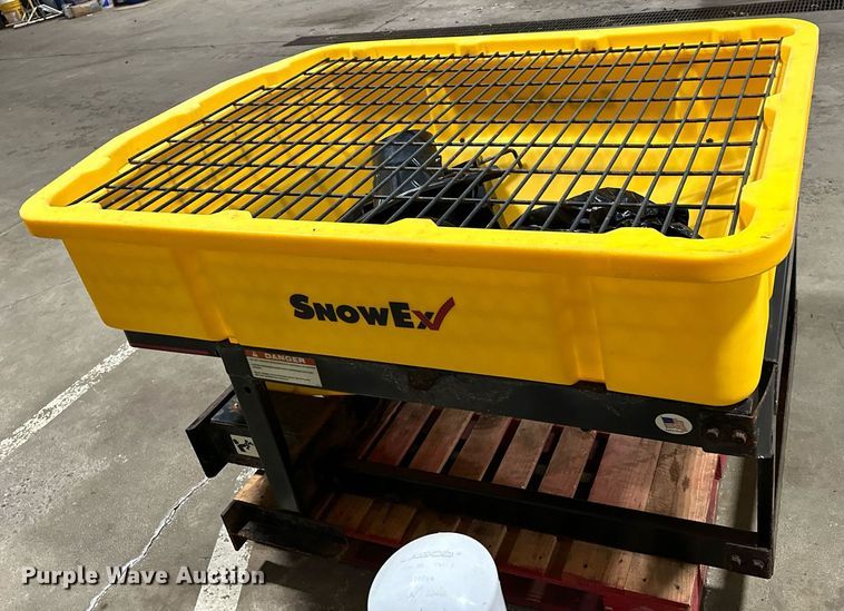 image for item LO9456 SnowEx  Vee Pro 6000 spreader