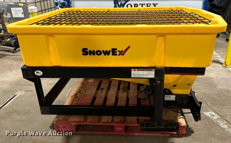 image for item LO9456 SnowEx  Vee Pro 6000 spreader