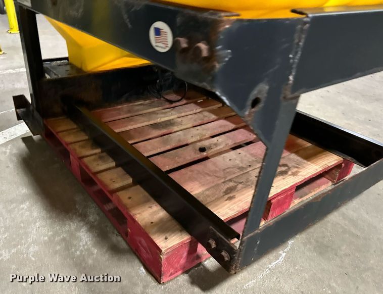 image for item LO9456 SnowEx  Vee Pro 6000 spreader