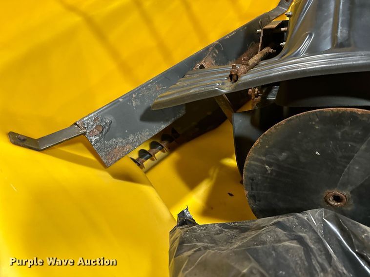 image for item LO9456 SnowEx  Vee Pro 6000 spreader