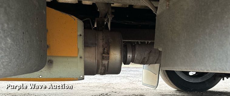 image for item LO9462 2011 Blue Bird All American FE  school bus