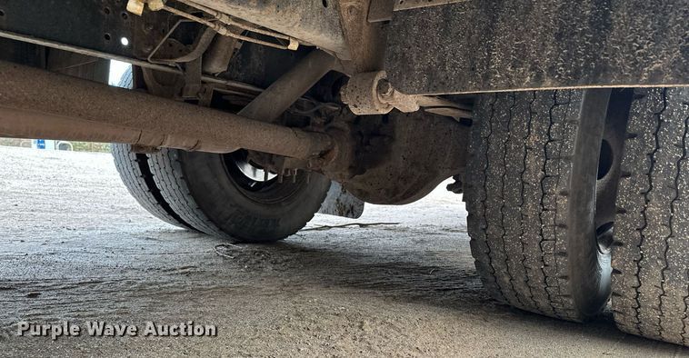 image for item LO9462 2011 Blue Bird All American FE  school bus