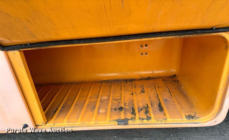 image for item LO9462 2011 Blue Bird All American FE  school bus