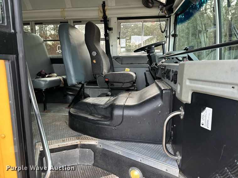 image for item LO9462 2011 Blue Bird All American FE  school bus