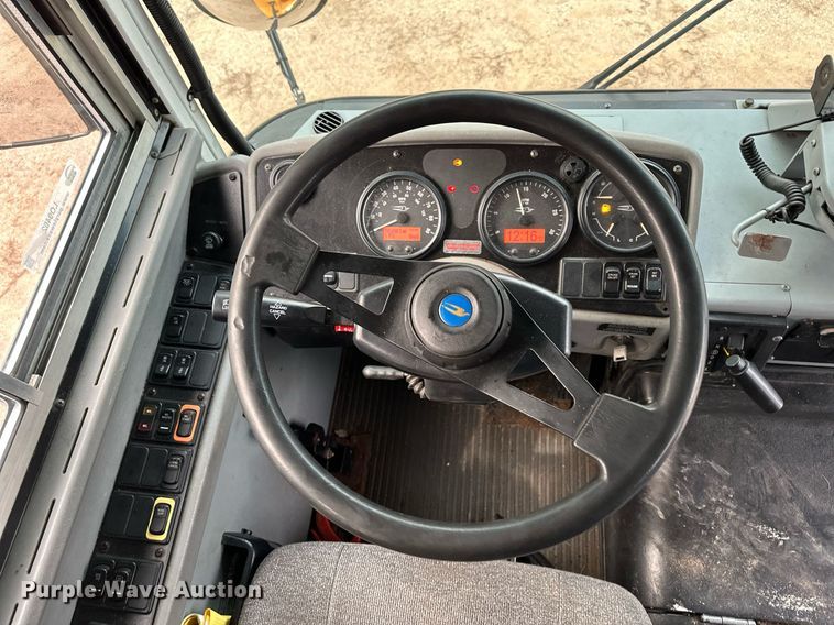 image for item LO9462 2011 Blue Bird All American FE  school bus