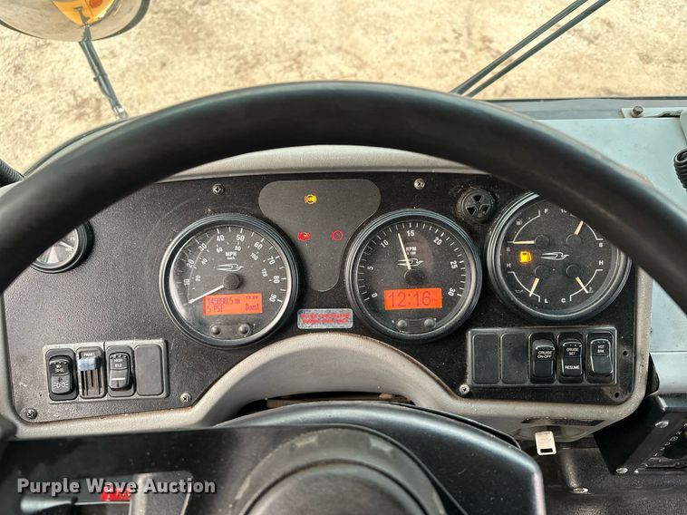 image for item LO9462 2011 Blue Bird All American FE  school bus