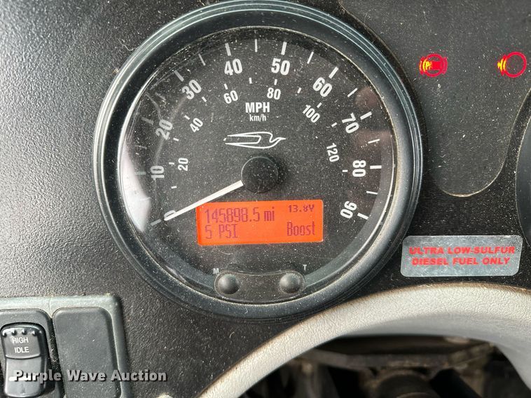 image for item LO9462 2011 Blue Bird All American FE  school bus