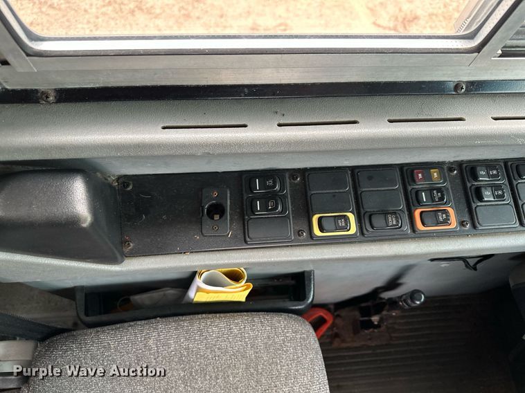 image for item LO9462 2011 Blue Bird All American FE  school bus