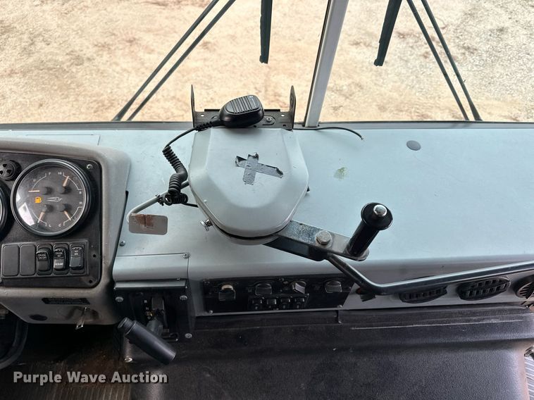 image for item LO9462 2011 Blue Bird All American FE  school bus