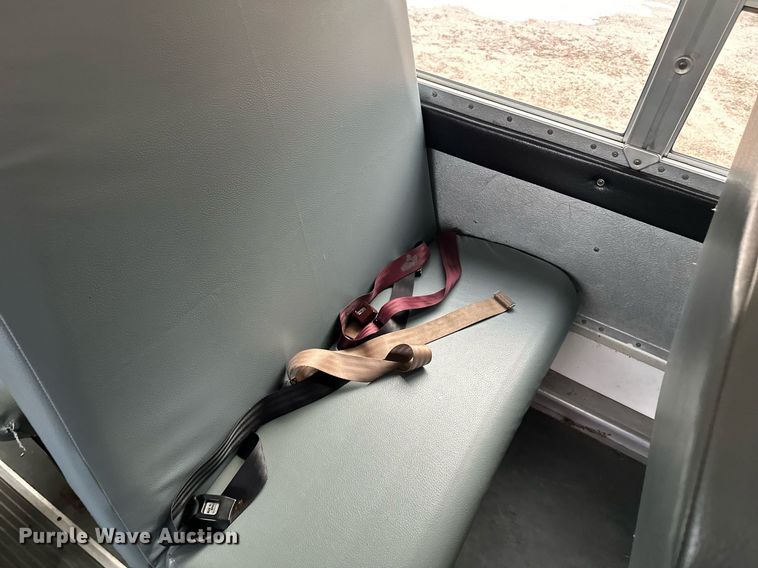 image for item LO9462 2011 Blue Bird All American FE  school bus