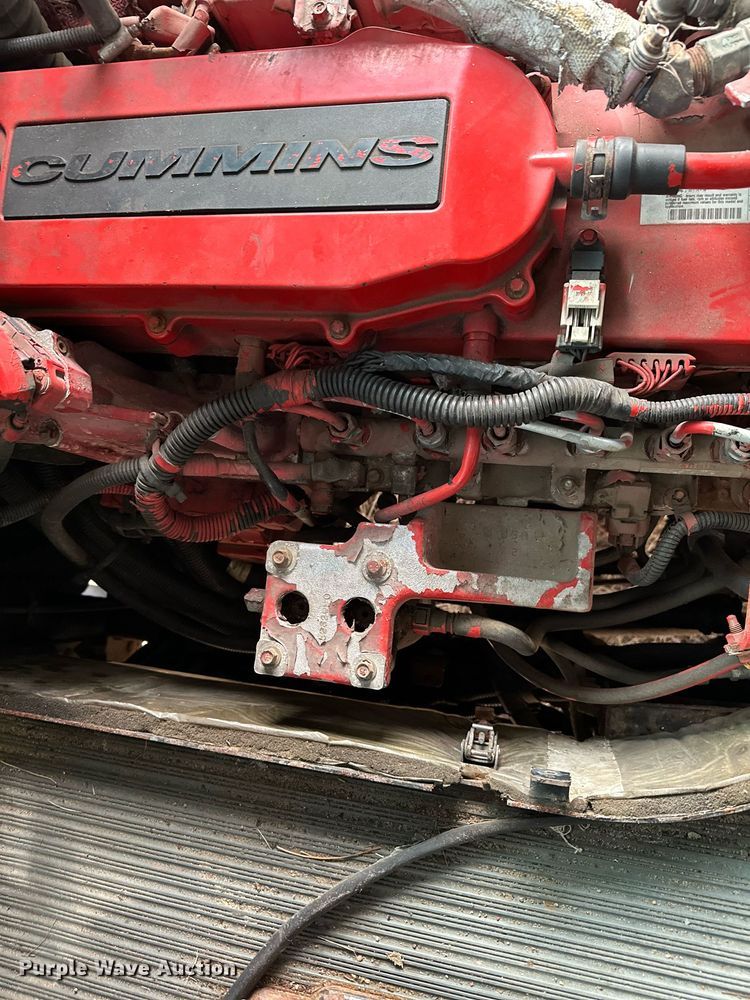 image for item LO9462 2011 Blue Bird All American FE  school bus