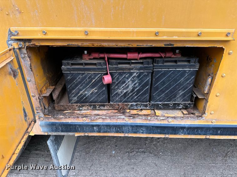 image for item LO9462 2011 Blue Bird All American FE  school bus