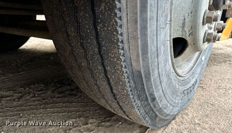 image for item LO9462 2011 Blue Bird All American FE  school bus