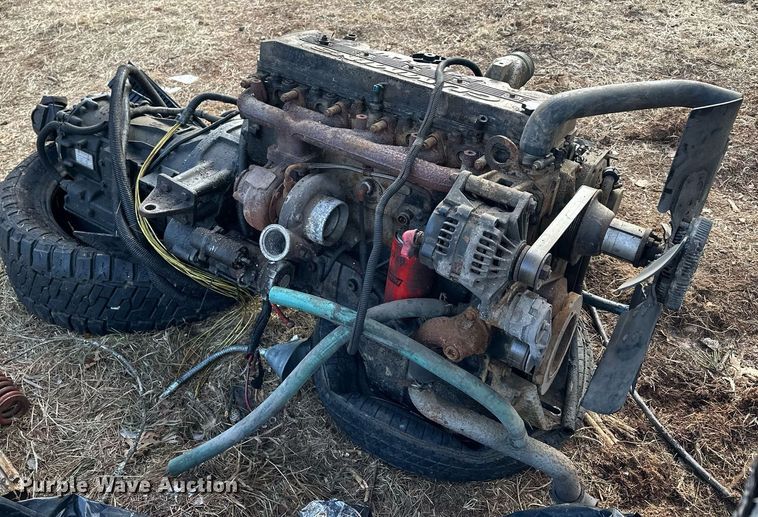 image for item LO9463 Cummins ISB 205  engine