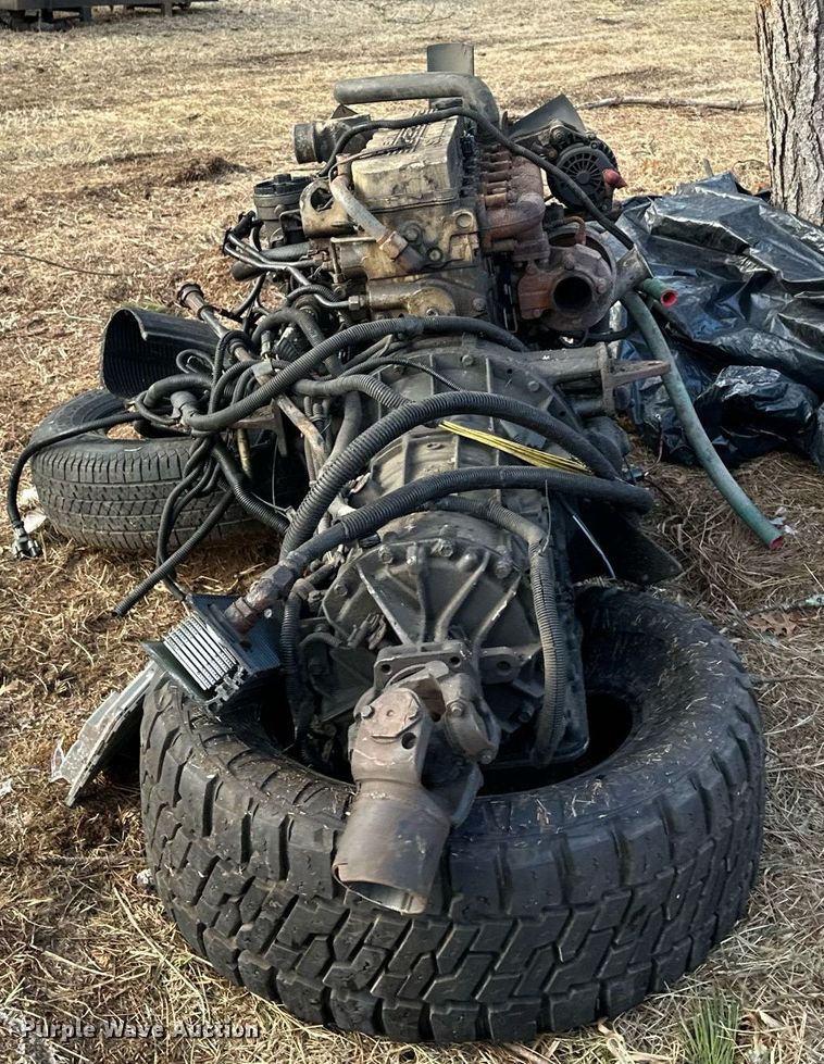 image for item LO9463 Cummins ISB 205  engine