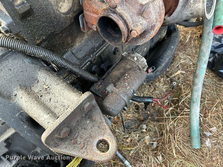 image for item LO9463 Cummins ISB 205  engine