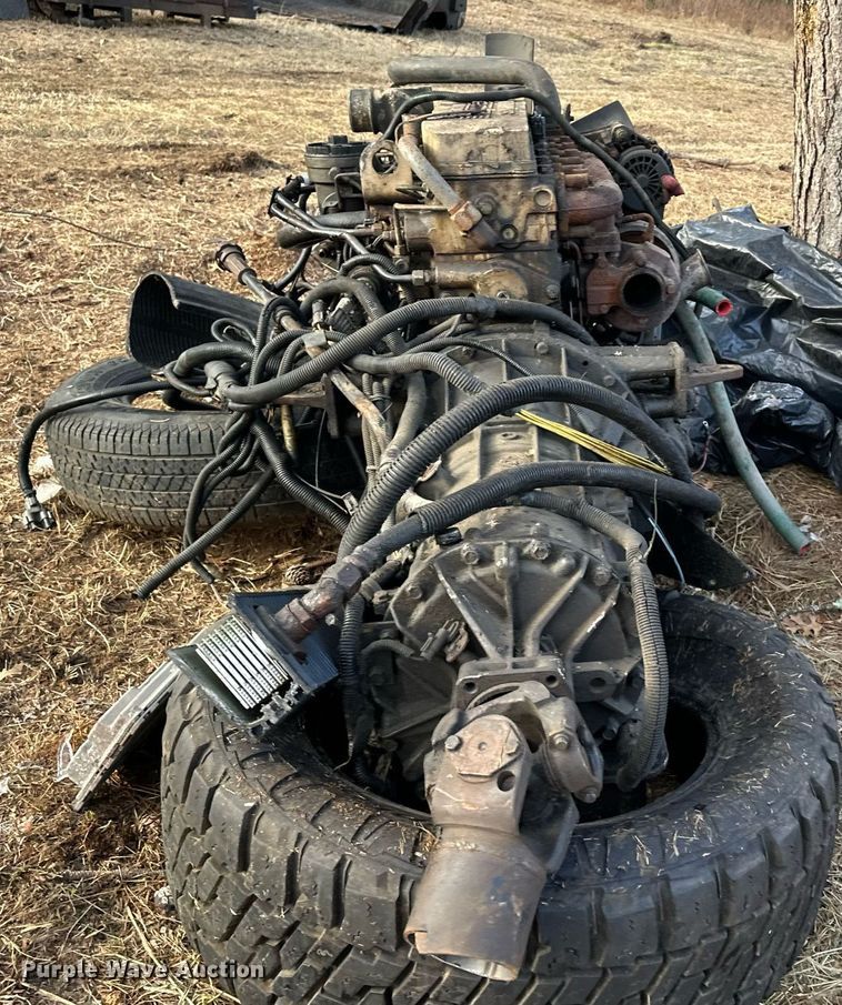 image for item LO9463 Cummins ISB 205  engine