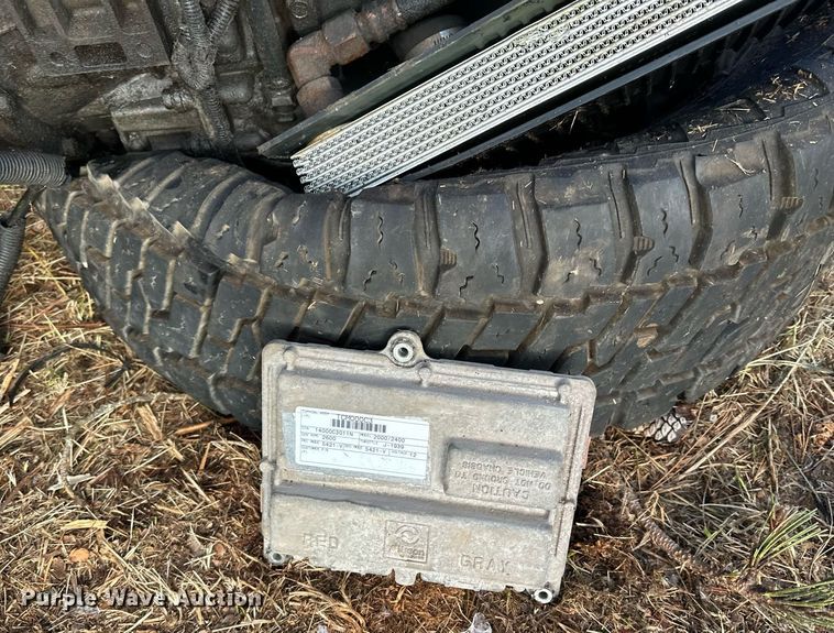 image for item LO9463 Cummins ISB 205  engine