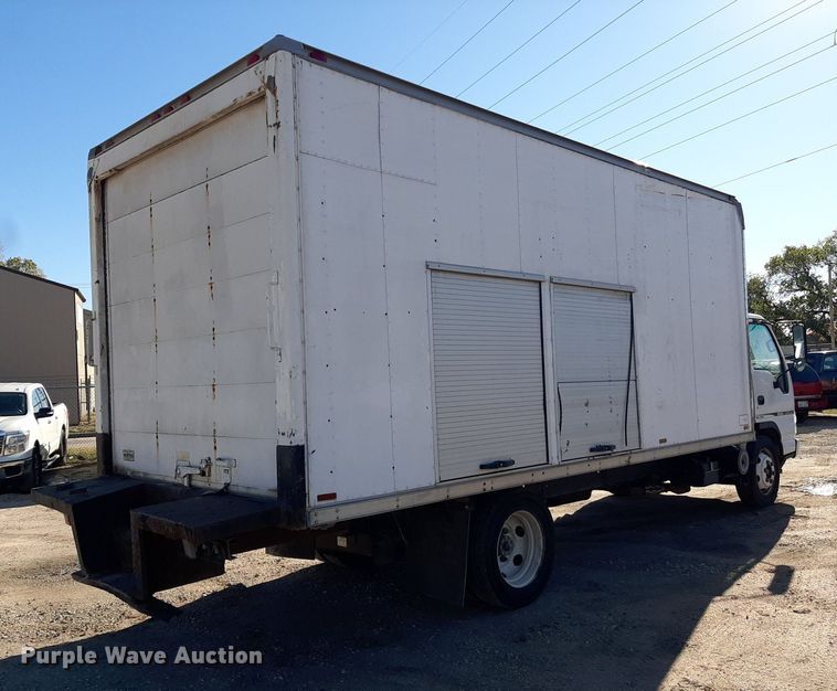 image for item LX9794 2006 Isuzu NPR  box truck