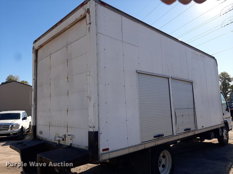 image for item LX9794 2006 Isuzu NPR  box truck