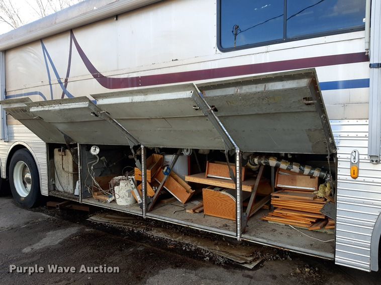 image for item LY9007 1966 Eagle Coach  RV