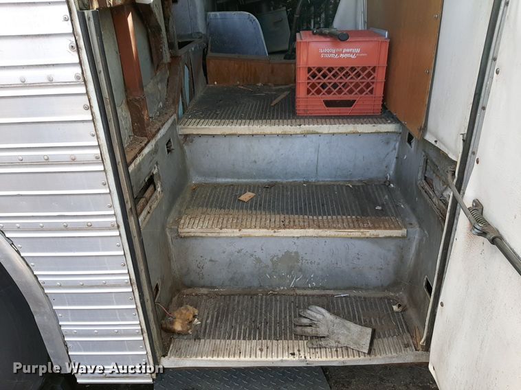 image for item LY9007 1966 Eagle Coach  RV