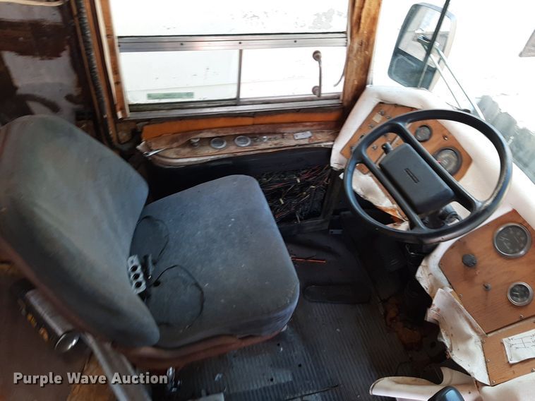 image for item LY9007 1966 Eagle Coach  RV