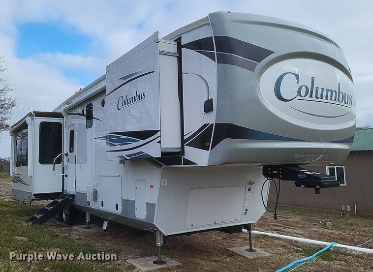 image for item MI9880 2022 Columbus 382FB  camper