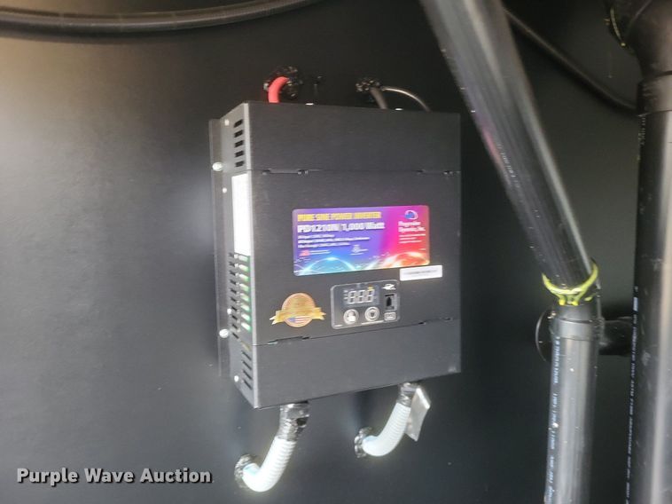 image for item MI9880 2022 Columbus 382FB  camper