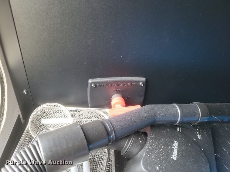 image for item MI9880 2022 Columbus 382FB  camper