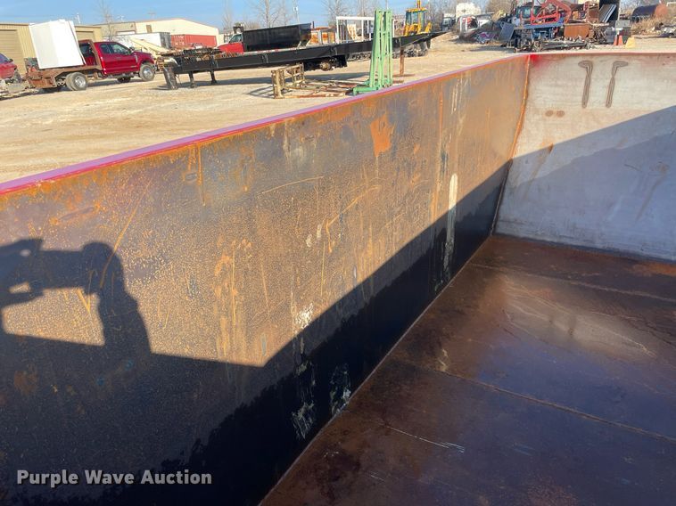 image for item NA9733 Okie Fabrication  roll-off container