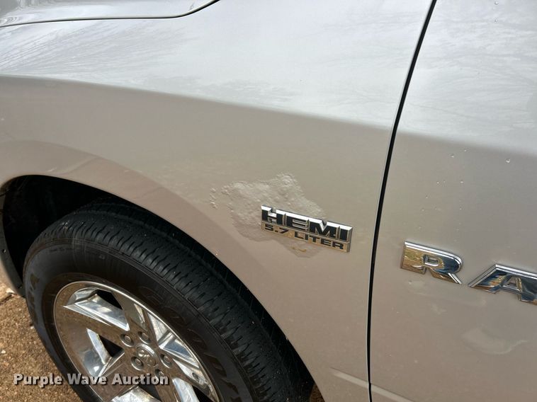 image for item NE9603 2009 Dodge Ram 1500  Crew Cab pickup truck