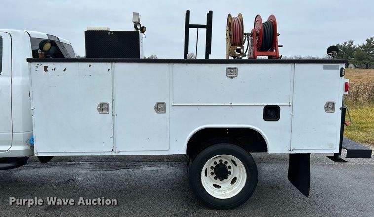 image for item NE9606 2011 Dodge Ram 5500 HD  utility / service truck