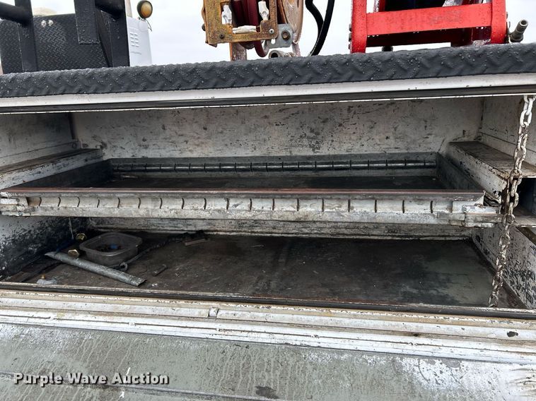 image for item NE9606 2011 Dodge Ram 5500 HD  utility / service truck