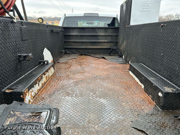 image for item NE9606 2011 Dodge Ram 5500 HD  utility / service truck