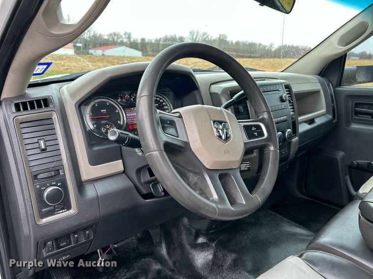 image for item NE9606 2011 Dodge Ram 5500 HD  utility / service truck