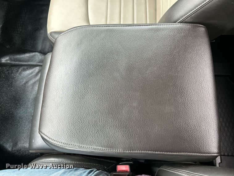 image for item NE9606 2011 Dodge Ram 5500 HD  utility / service truck