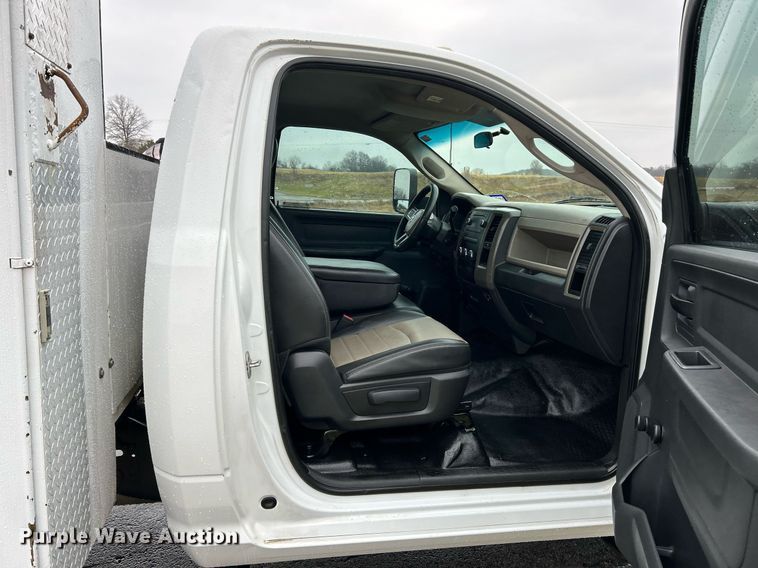 image for item NE9606 2011 Dodge Ram 5500 HD  utility / service truck