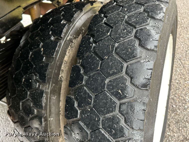 image for item NE9606 2011 Dodge Ram 5500 HD  utility / service truck