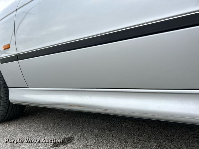 image for item NE9646 2000 BMW 540i