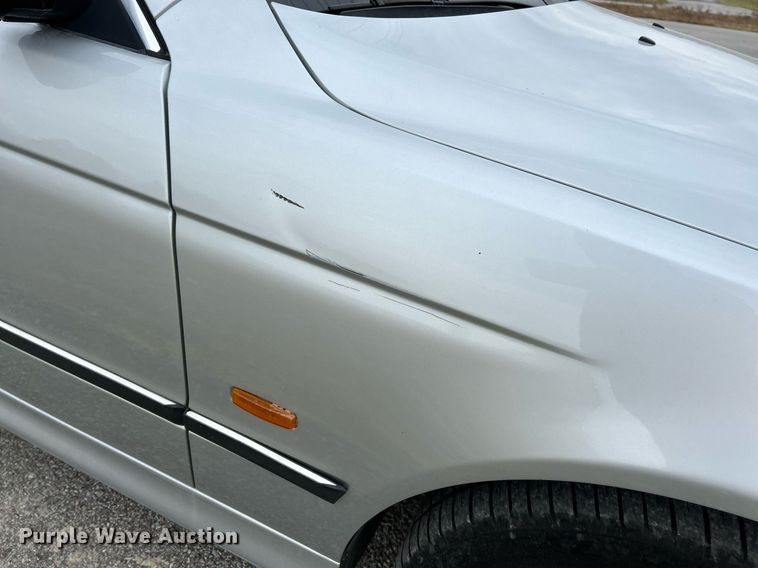 image for item NE9646 2000 BMW 540i