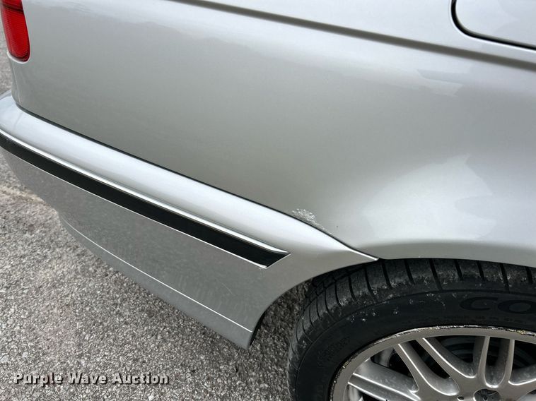 image for item NE9646 2000 BMW 540i