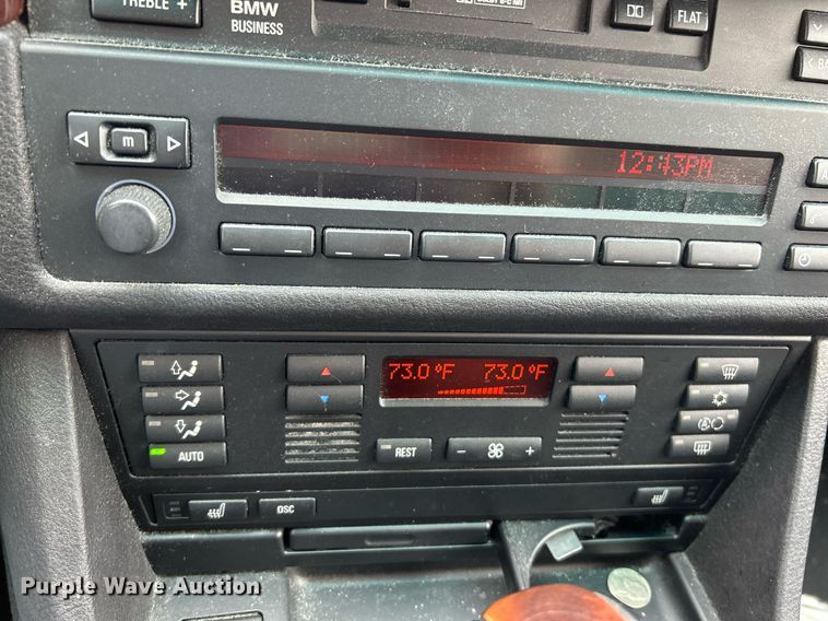 image for item NE9646 2000 BMW 540i