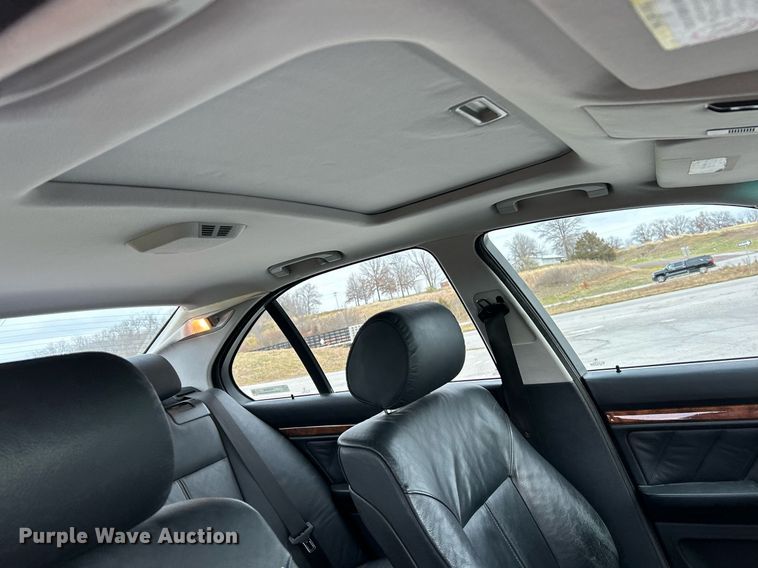 image for item NE9646 2000 BMW 540i