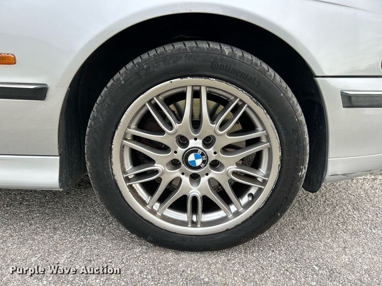 image for item NE9646 2000 BMW 540i