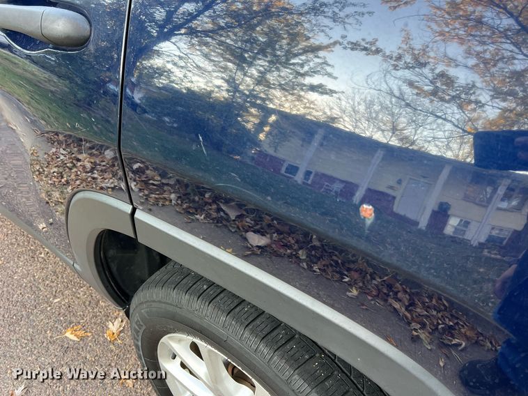 image for item NI9085 2016 Jeep Cherokee Sport  SUV